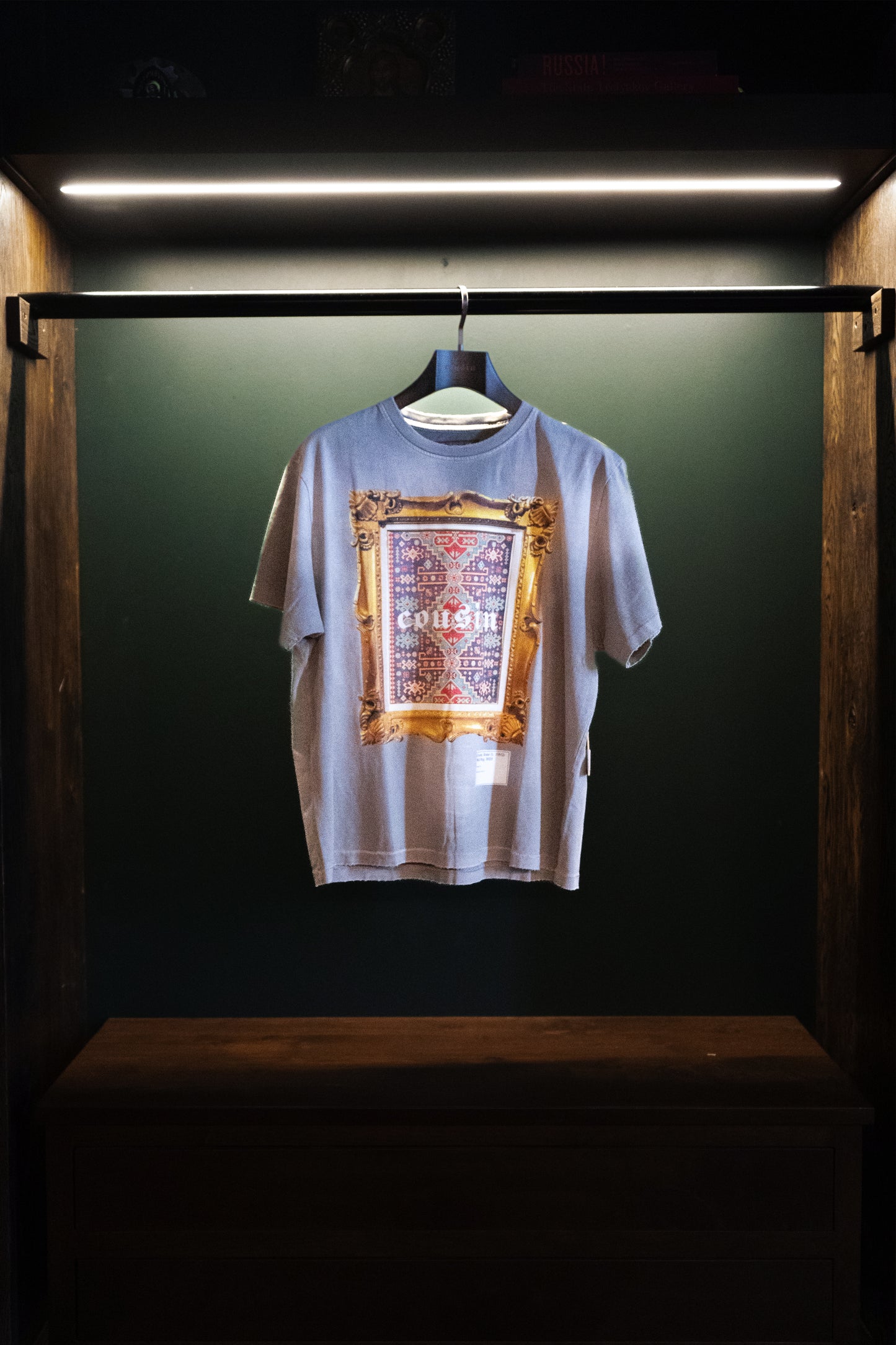 Antique Framed Rug Tee