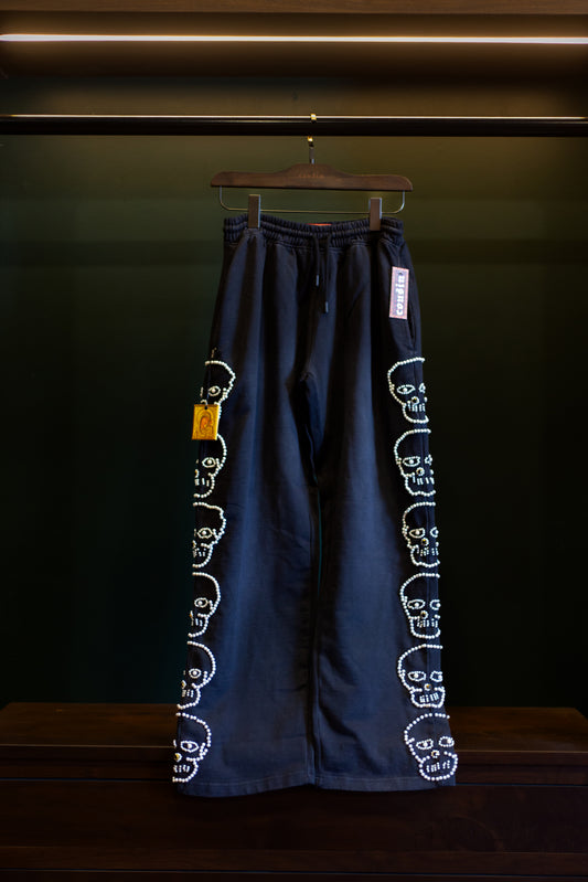 Cousin Pearl Skull Sweats Washed Black