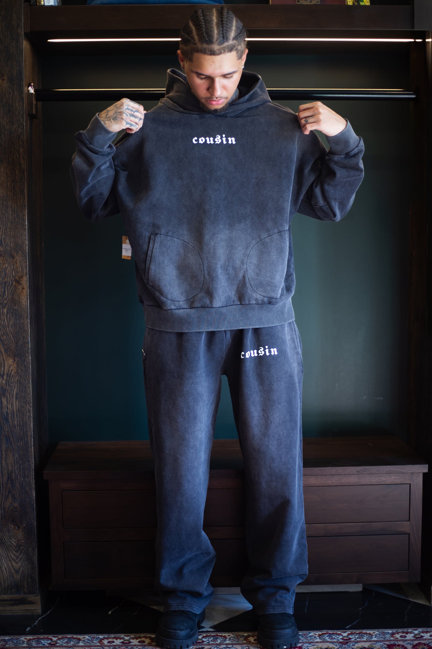 Cousin Essential Center Logo Hoodie Washed Black